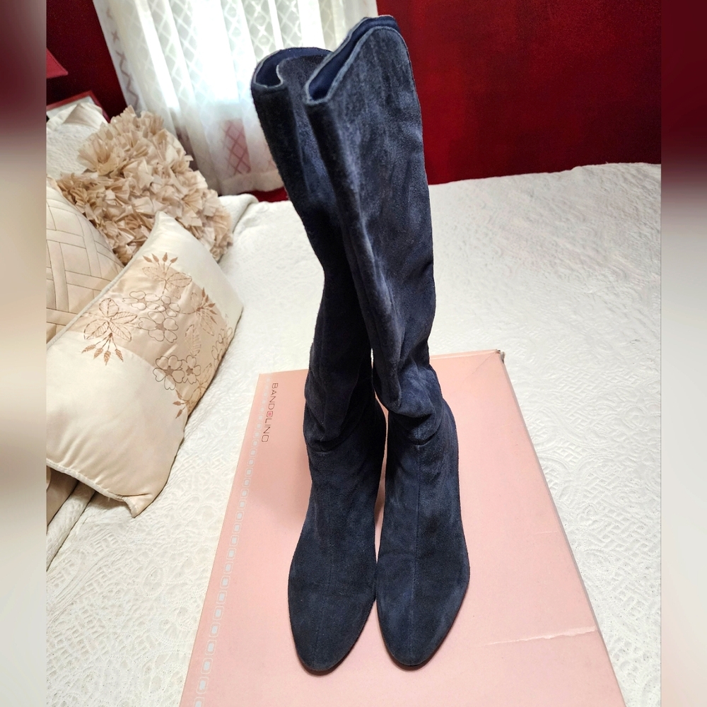 Bandolino Navy Blue Suede Boots With Back Zipper
